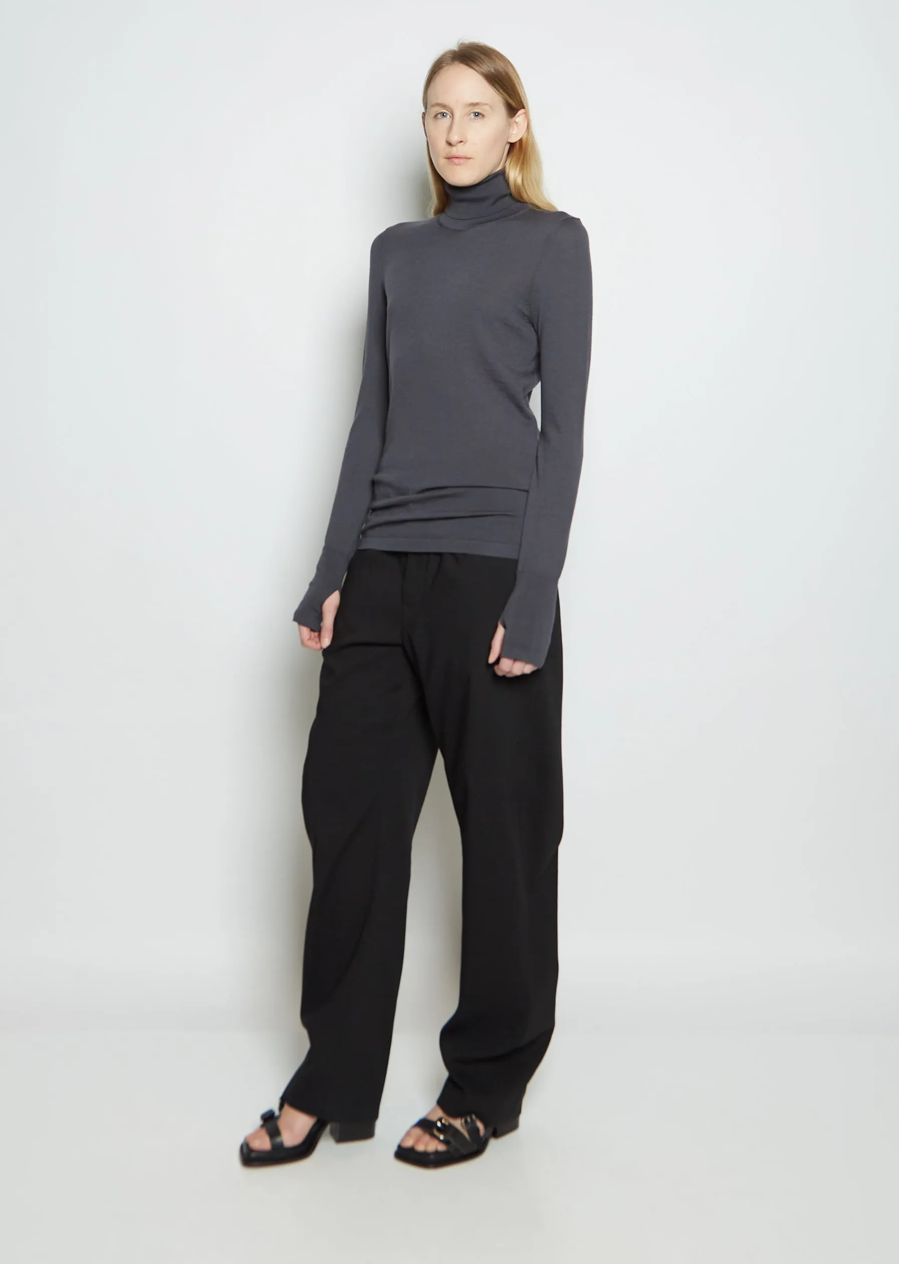 Merino Wool Turtleneck — Asphalt