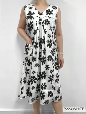 White/ black floral trendy pockets dress P223